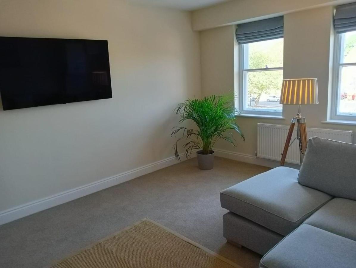 Barchester House Apartments Delux Salisbury Esterno foto